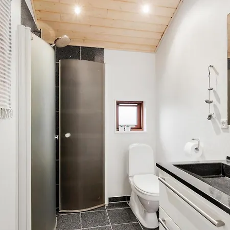 Stunning In With Sauna بيت للعطل